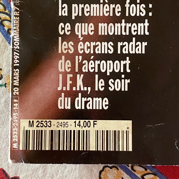 Paris Match Magazine I 1997 I Princess Caroline I H.R.H. of Hanover - Picture 3 of 16